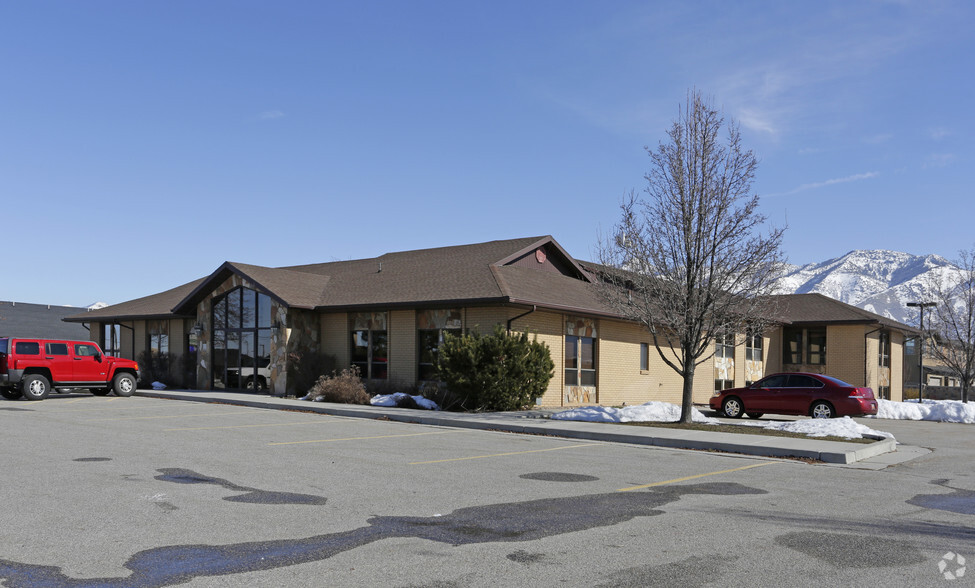 2100 N Main St, North Logan, UT for sale - Primary Photo - Image 1 of 1