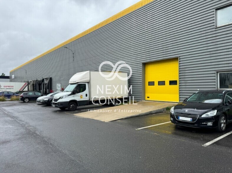 Industrial in Mitry-Mory to rent - Building Photo - Image 3 of 5