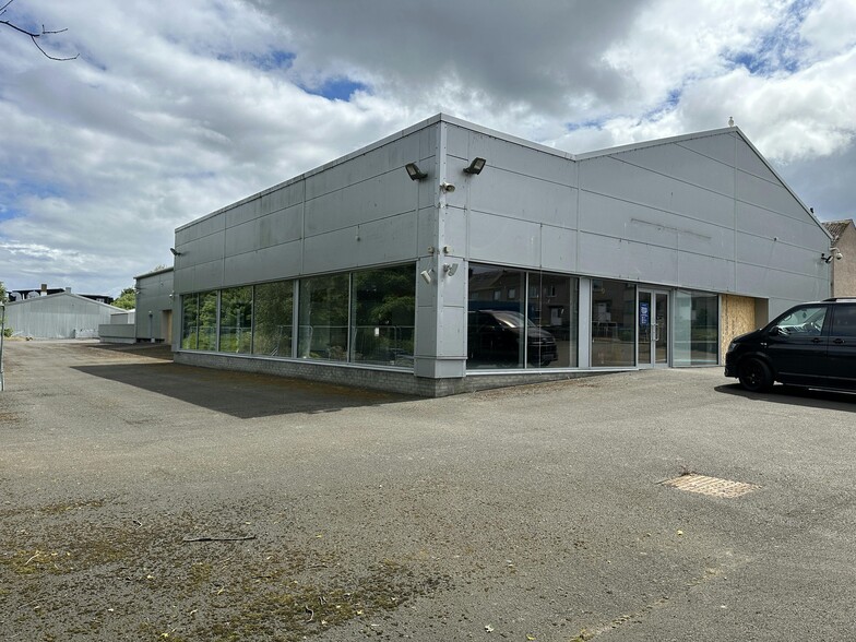 Strathtay Rd, Perth to rent - Building Photo - Image 2 of 8