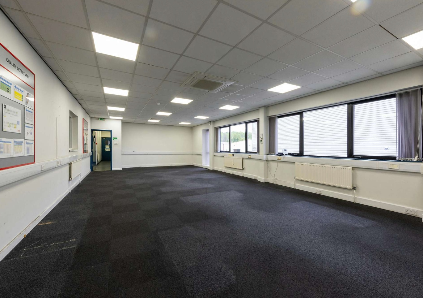 7 Orton Way, Birmingham to rent Interior Photo- Image 1 of 3