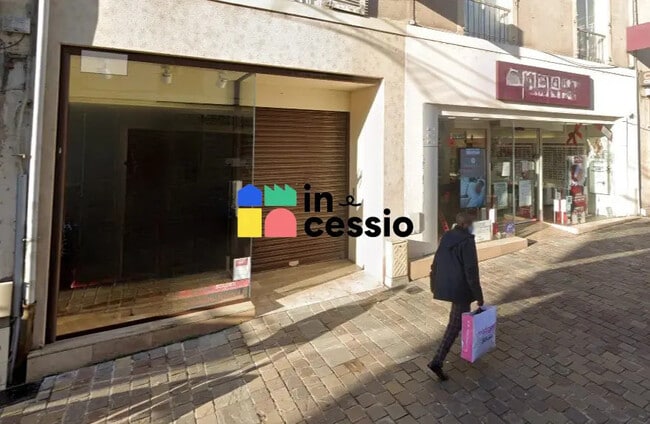 Location Commerce 90 m²