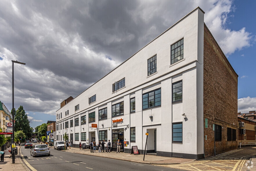 32-40 Gordon House Rd, London to rent - Building Photo - Image 2 of 20