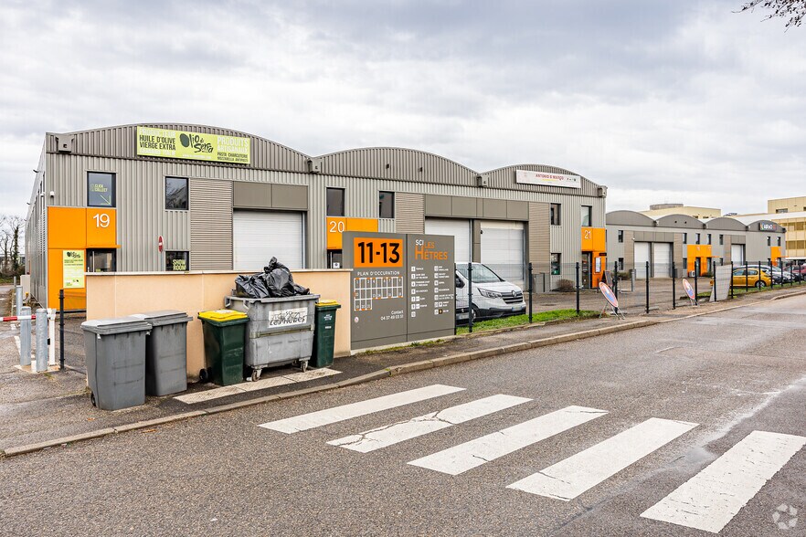 11 Chemin De L'Industrie, Dardilly to rent - Primary Photo - Image 1 of 10