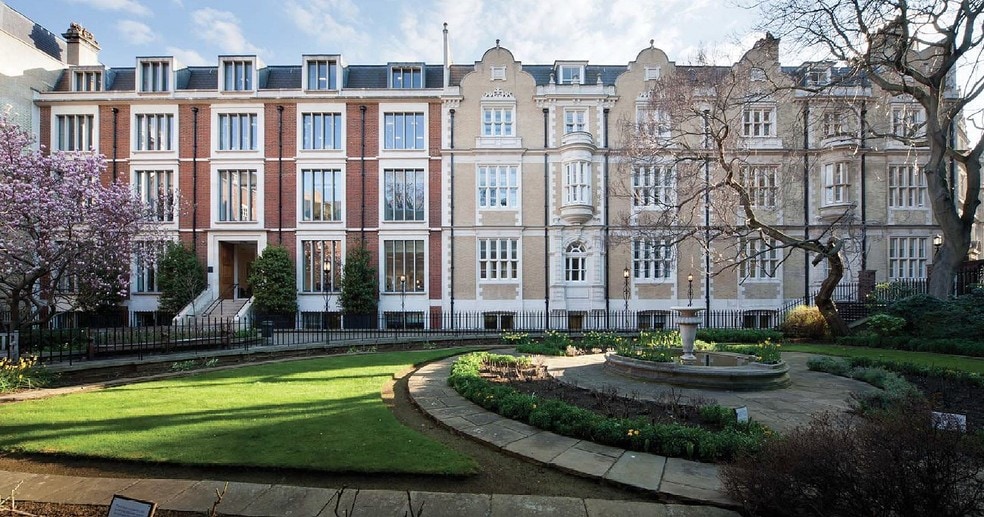 11 Staple Inn, London for sale - Building Photo - Image 1 of 1
