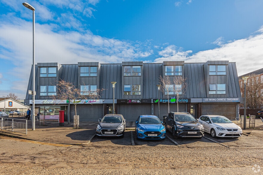 15 Hope St, Bellshill to rent - Building Photo - Image 2 of 2