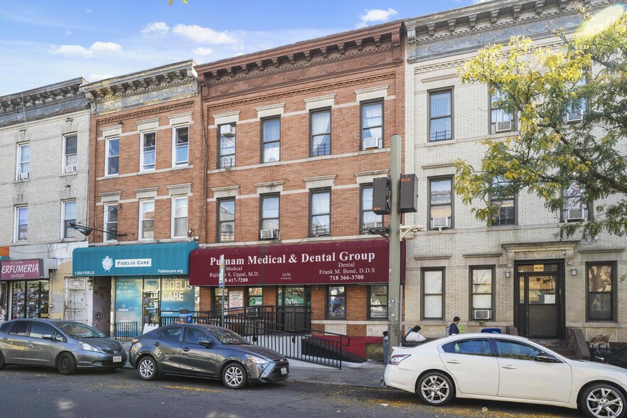 1670 Putnam Ave, Ridgewood, NY for rent - Primary Photo - Image 1 of 24