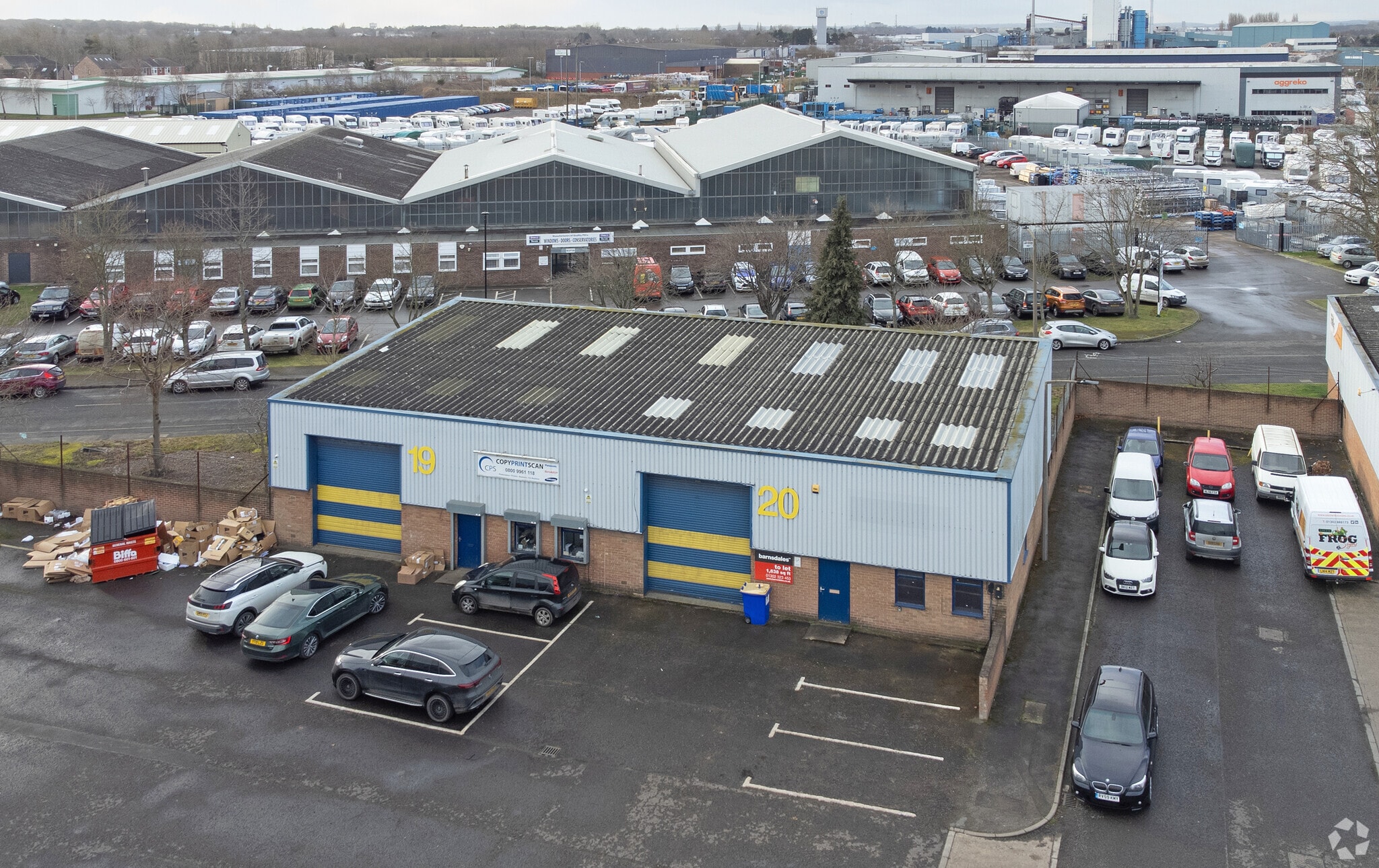 Sandall Stones Rd, Doncaster to rent Primary Photo- Image 1 of 15