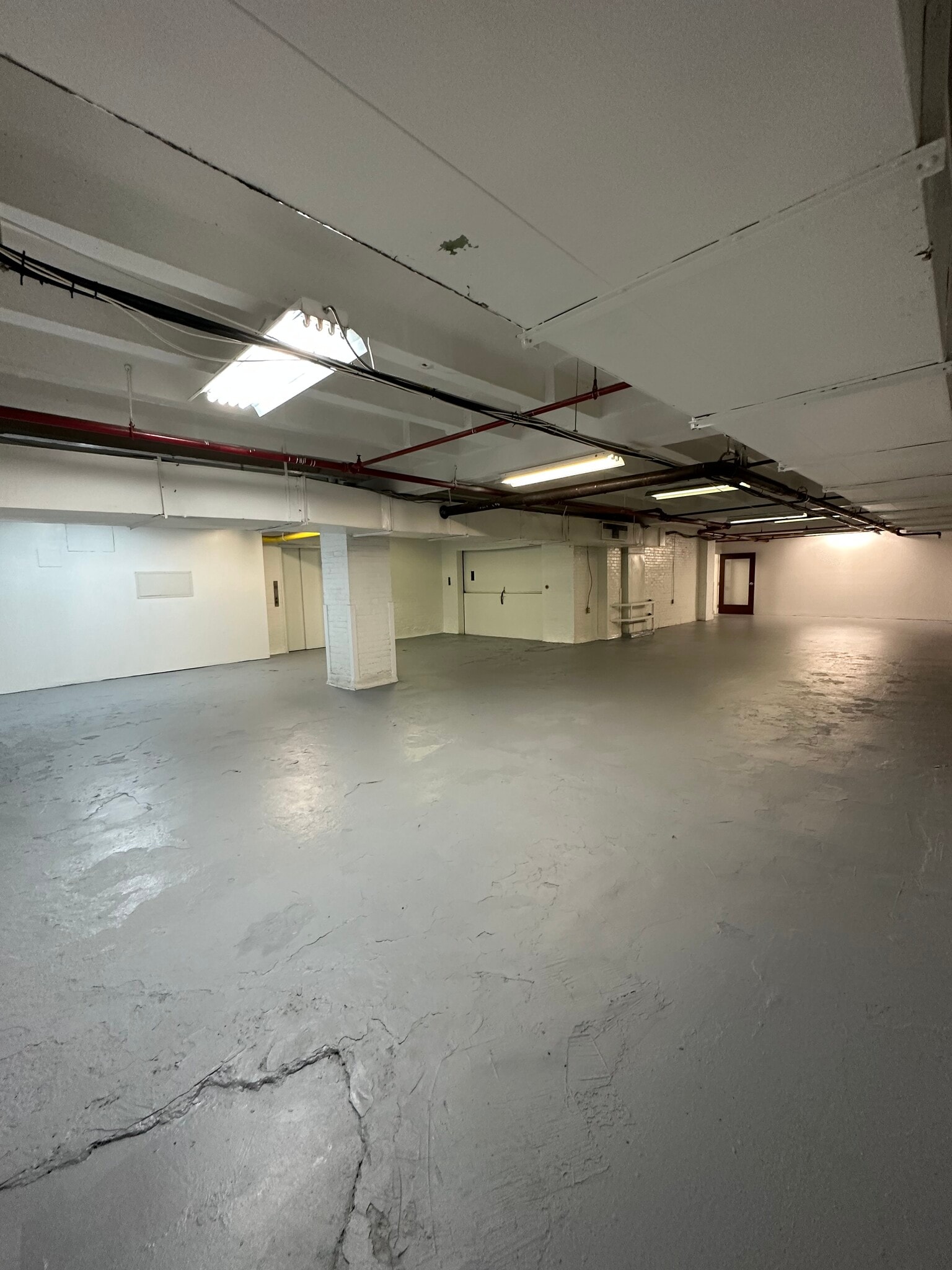 1100 H St NW, Washington, DC to rent Interior Photo- Image 1 of 6