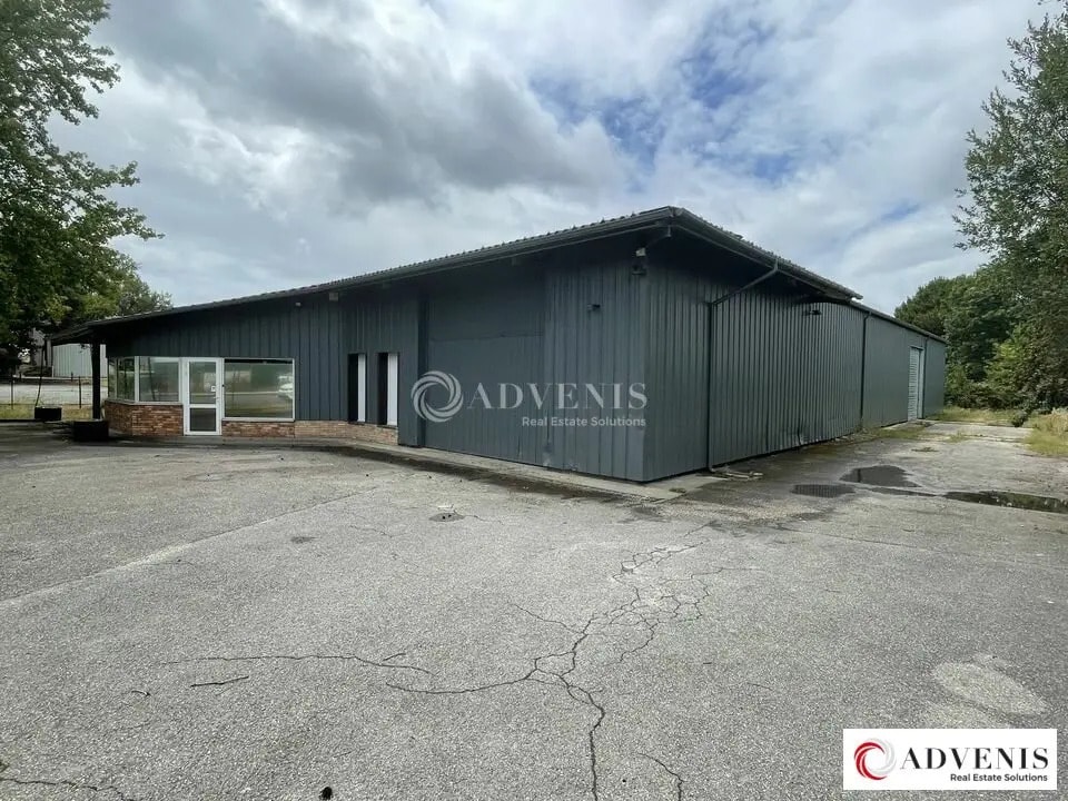 Location Local d'activités 662 m² - Photo 1
