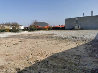 More details for 13 Rue Du Bas De La Plaine, Sartrouville - Land to Rent