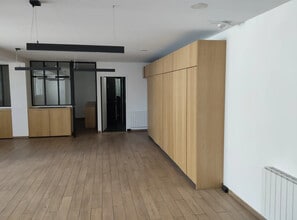 Office in Paris to rent Interior Photo- Image 2 of 9