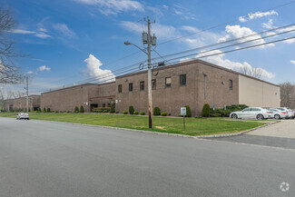 More details for 36-52 Kulick Rd, Fairfield, NJ - Industrial for Rent