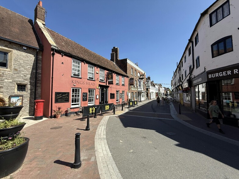 6 High St, Poole for sale - Building Photo - Image 2 of 5