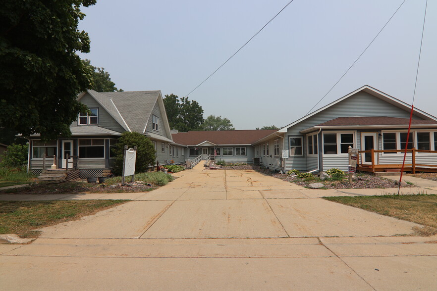 238 E Madison Ave, Milton, WI for sale - Building Photo - Image 1 of 1