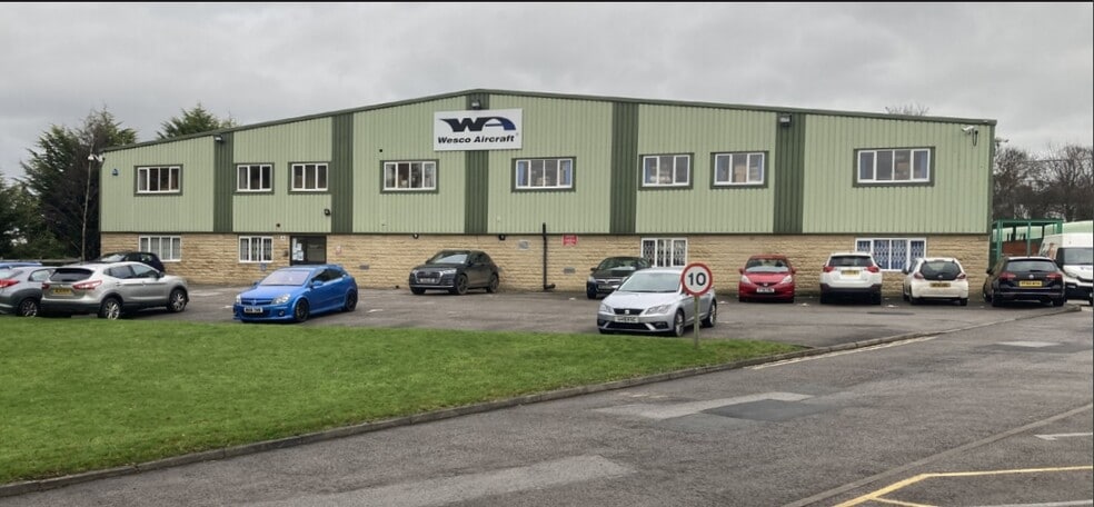 Park Mill Way, Clayton West for sale - Primary Photo - Image 1 of 1