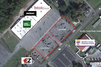 East Dykes Street, Cochran, GA - aerial  map view