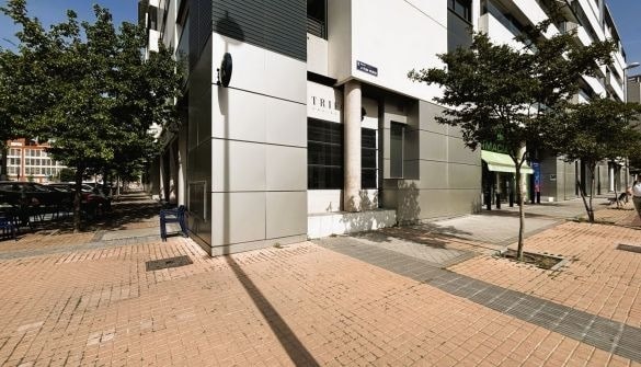 Retail in Madrid, Madrid to rent Primary Photo- Image 1 of 5