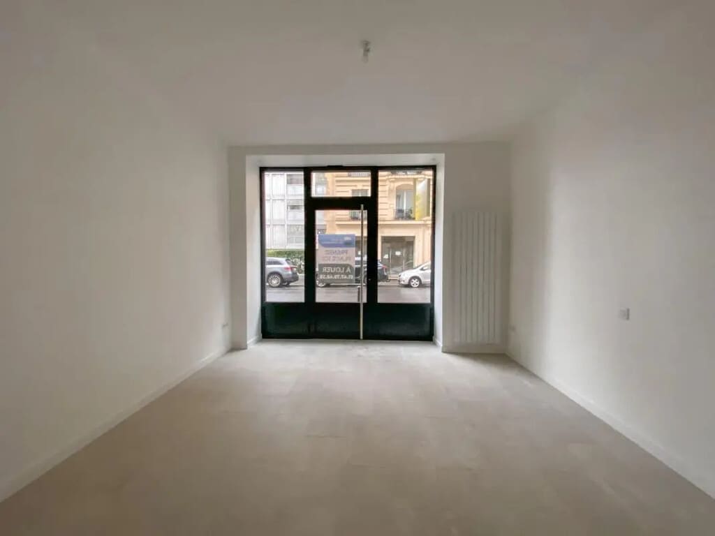 Location Commerce 24 m² - Photo 1