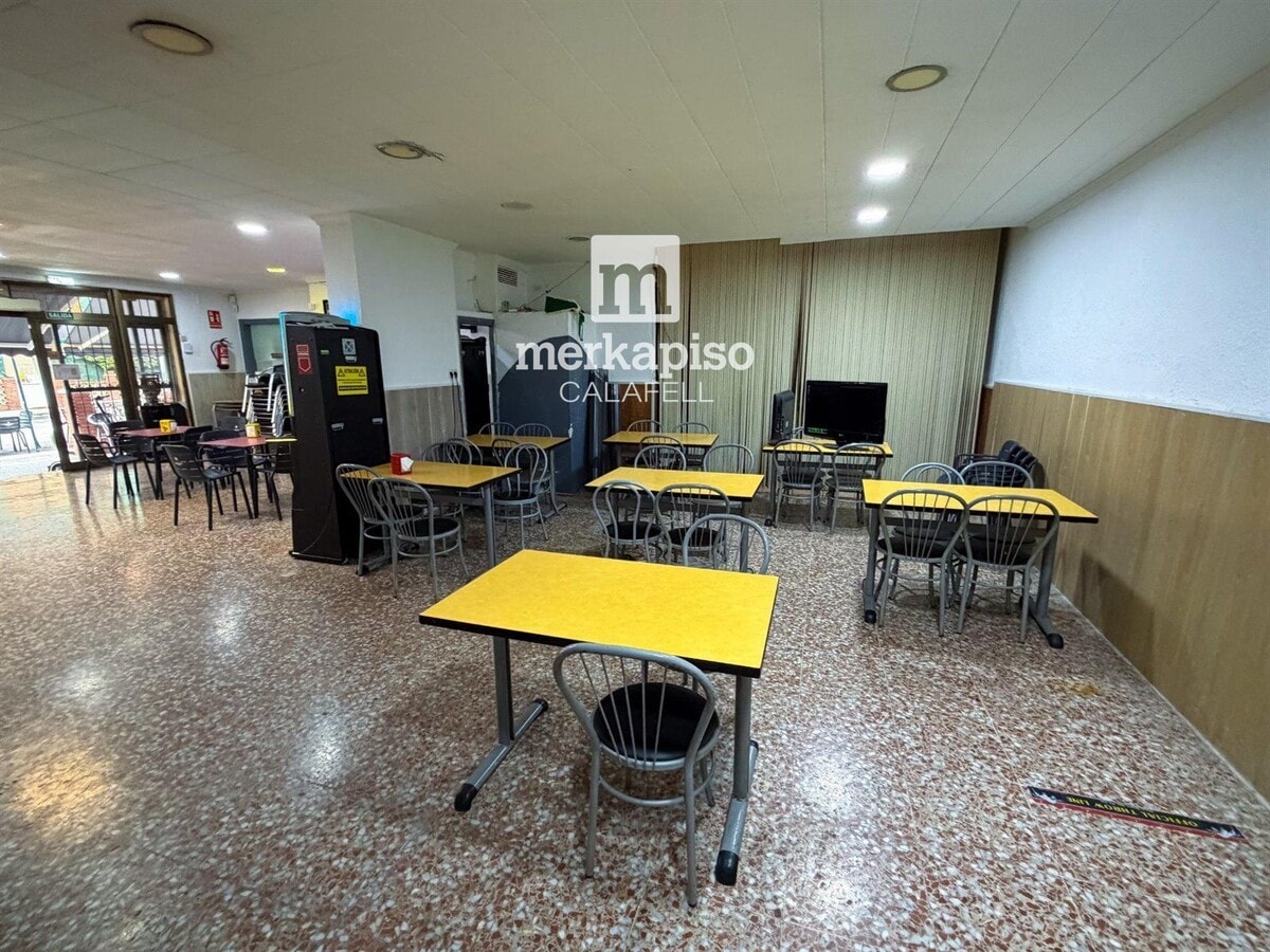 Cunit, TAR 43881 -  -  - Interior Photo - Image 2 of 15