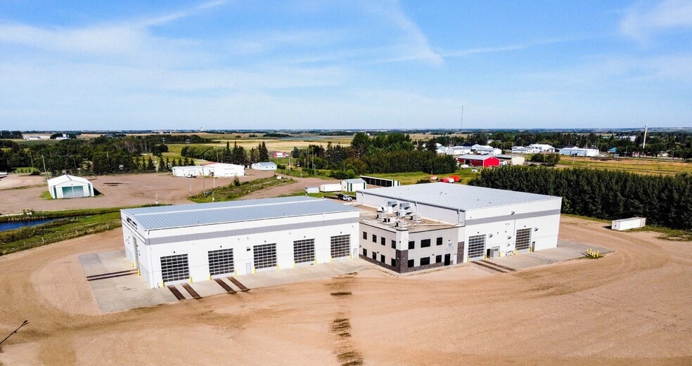 Industrial Facility portfolio of 3 properties for sale on LoopNet.co.uk - Primary Photo - Image 1 of 1