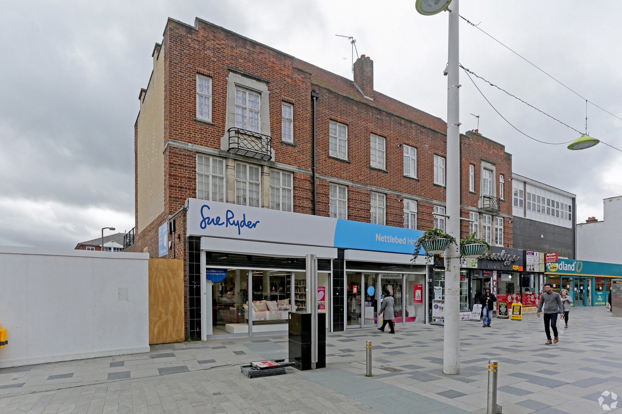 222-224 High St, Slough for sale Primary Photo- Image 1 of 1