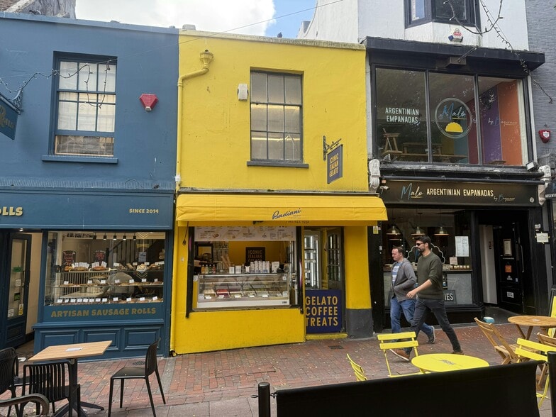 10 Duke St, Brighton to rent - Building Photo - Image 1 of 9