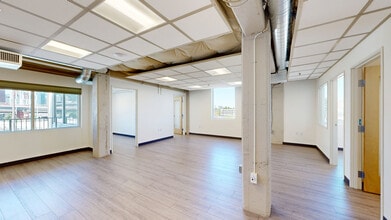 80 SE Madison St, Portland, OR to rent Matterport 3D Scan- Image 1 of 7