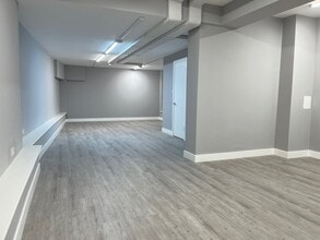 Dennington Mews, London to rent Interior Photo- Image 1 of 4