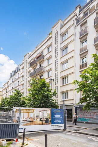 More details for 13 Rue Versigny, Paris - Office to Rent