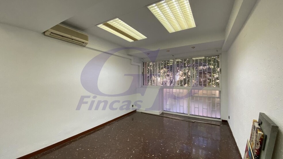 Office in Barcelona, Barcelona to rent - Interior Photo - Image 1 of 1