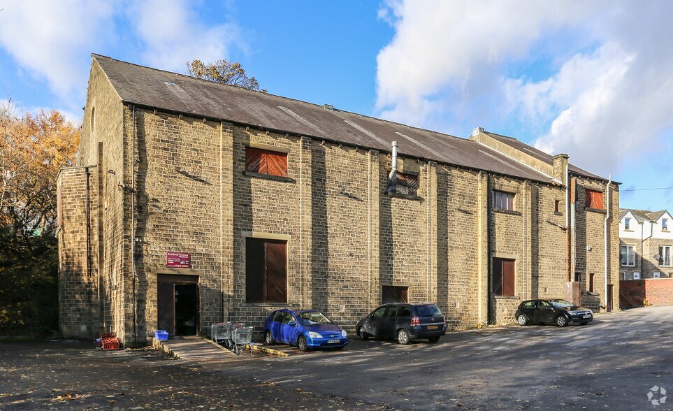 Lowergate, Huddersfield for sale - Primary Photo - Image 1 of 1