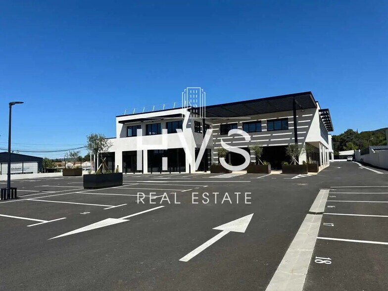 Office in Éguilles to rent - Building Photo - Image 2 of 14