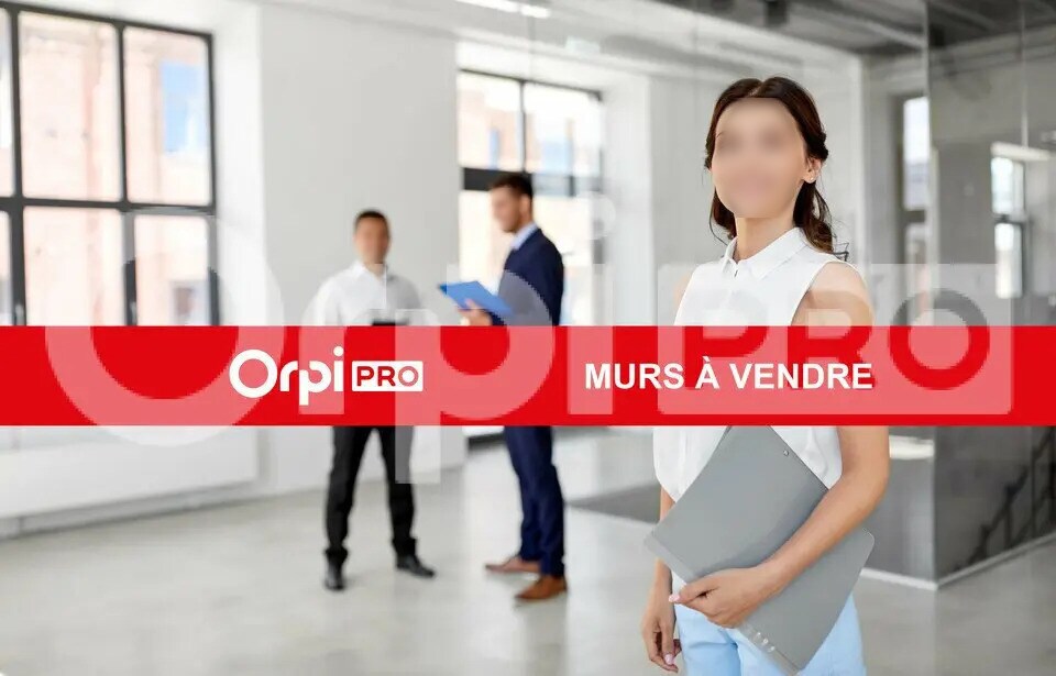 Retail in Cannes for sale Building Photo- Image 1 of 5