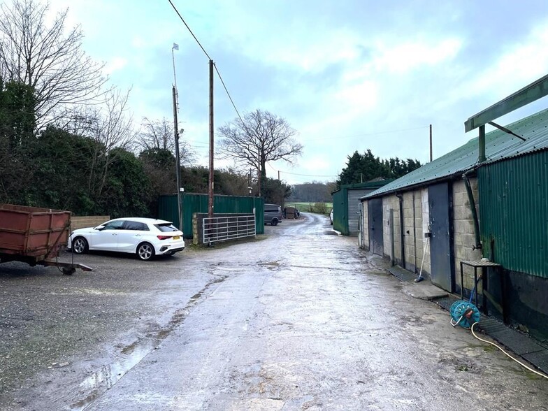 Nuffield Ln, Benson to rent - Building Photo - Image 3 of 3