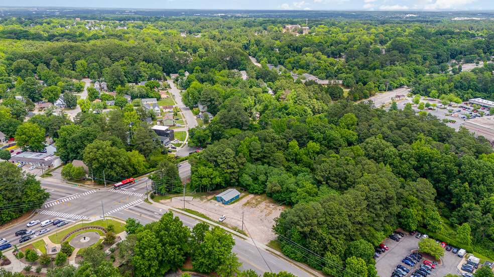 909 Rock Quarry Rd, Raleigh, NC for rent - Building Photo - Image 3 of 8