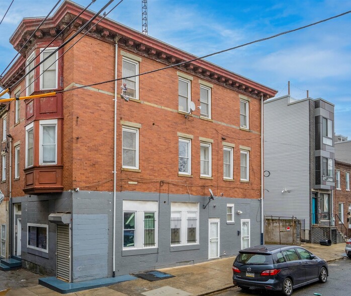 2633 Kensington Ave, Philadelphia, PA for sale - Building Photo - Image 1 of 1