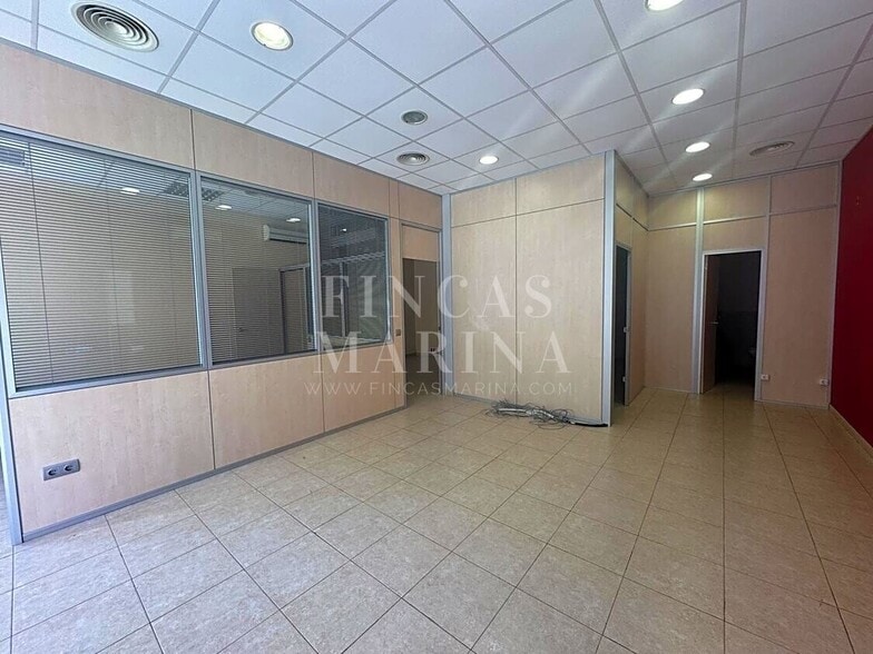 Retail in Gavà, Barcelona to rent - Interior Photo - Image 3 of 9