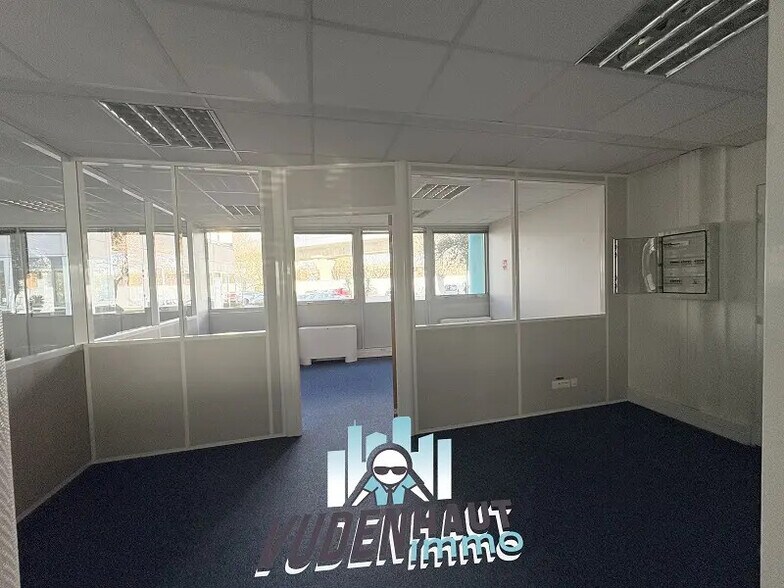 Office in Labège to rent - Building Photo - Image 2 of 9