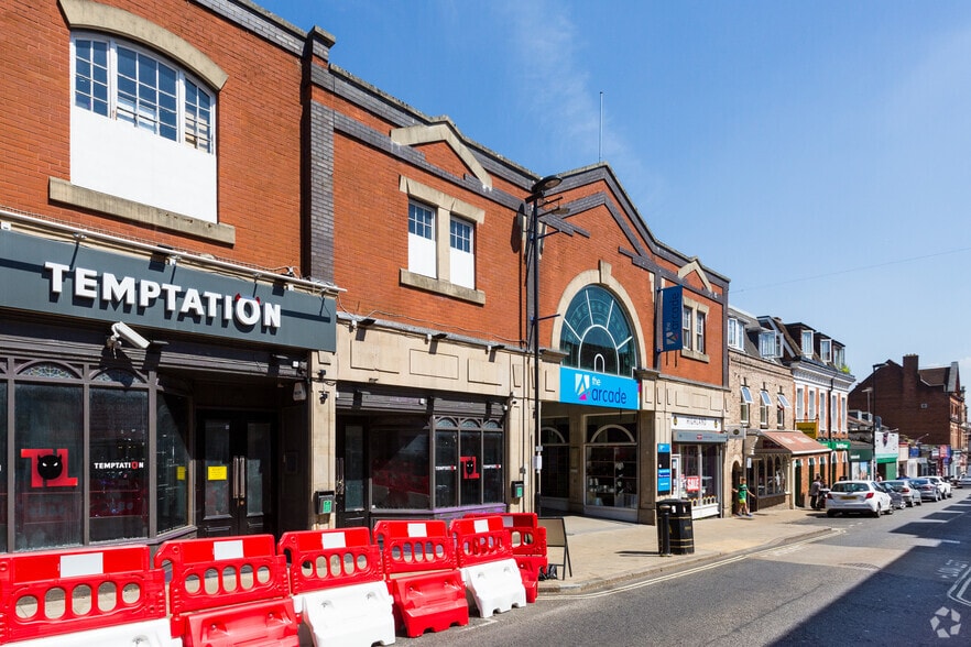 Wellington St, Aldershot for sale - Building Photo - Image 1 of 1
