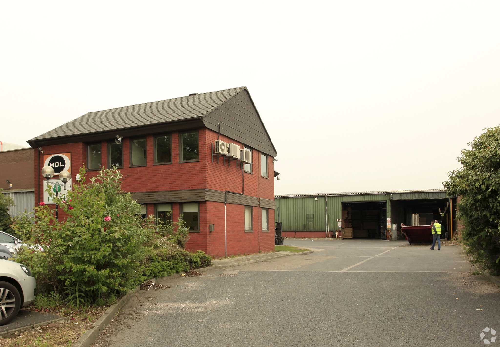 Trafford Park Rd, Manchester to rent Primary Photo- Image 1 of 2