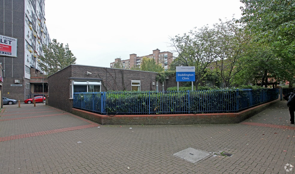 311 Battersea Park Rd, London for sale - Primary Photo - Image 1 of 2