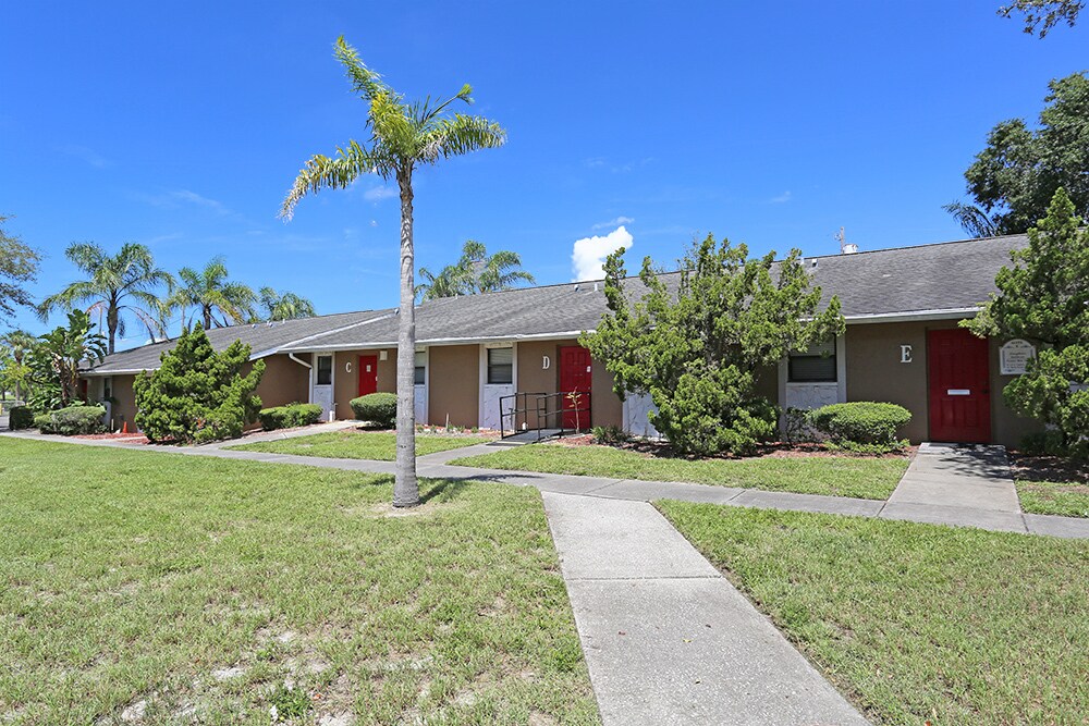 1501 S Pinellas Ave, Tarpon Springs 34689 Tarpon Professional Center