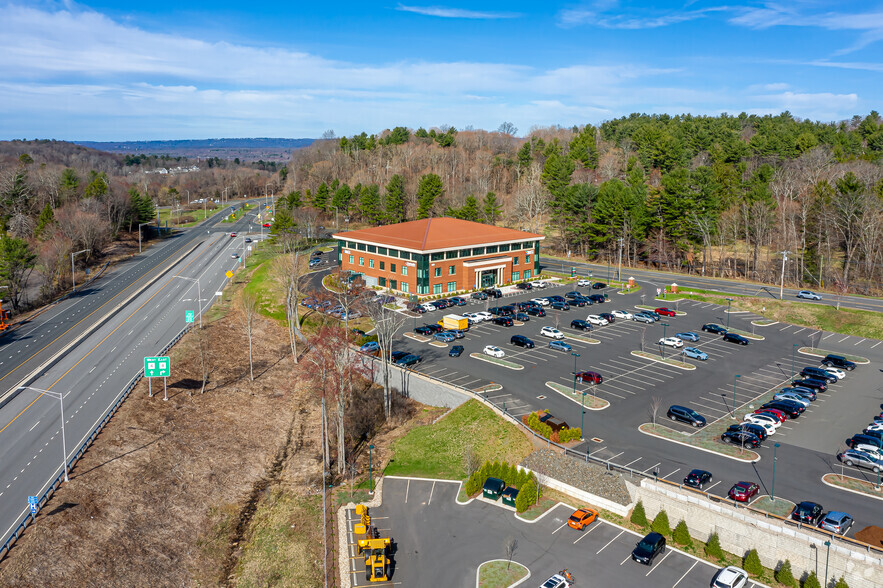 599 Farmington Ave, Farmington, CT for rent - Aerial - Image 3 of 6