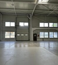 Industrial in Le Blanc-Mesnil to rent Interior Photo- Image 1 of 4