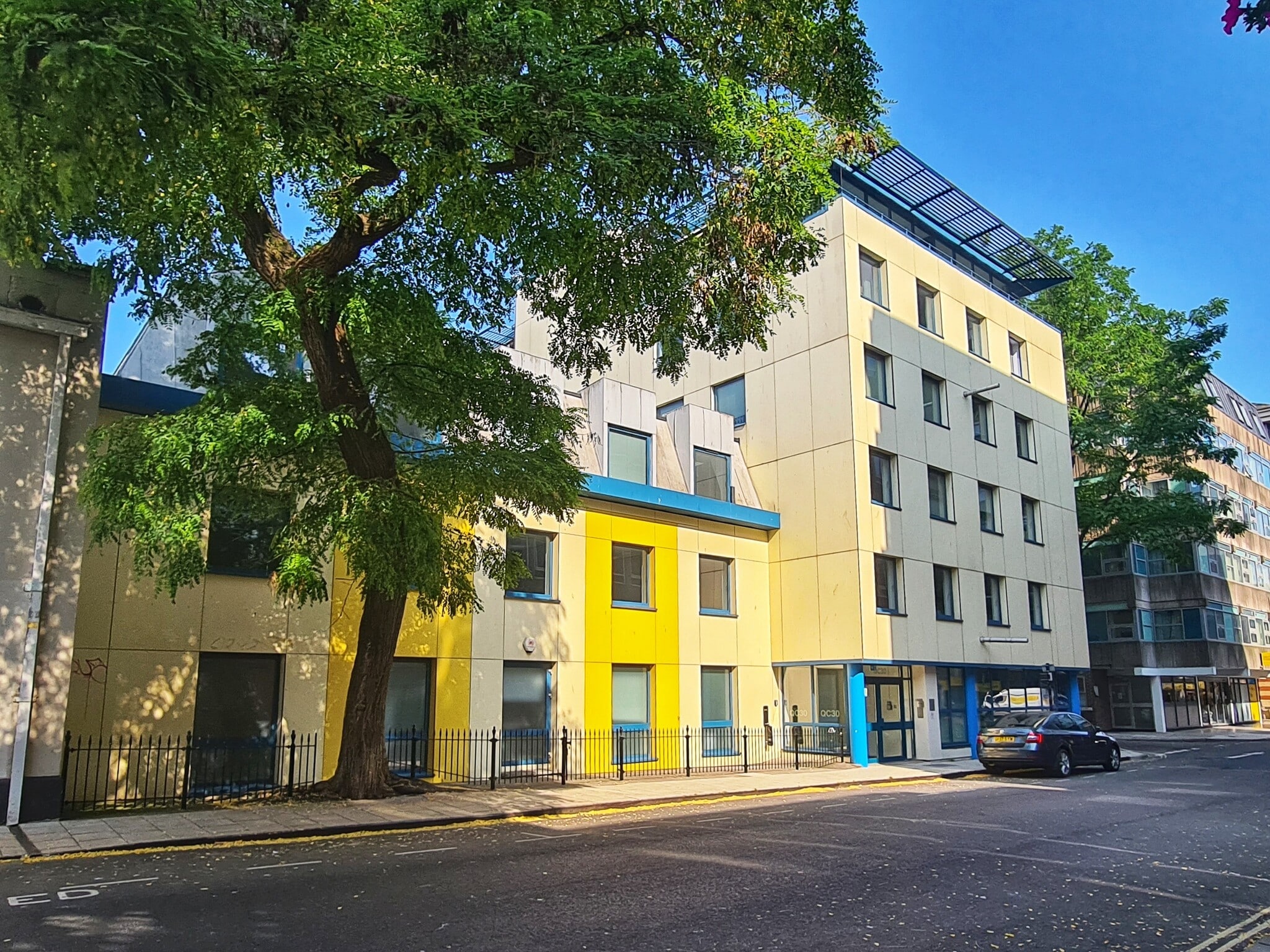30 Queen Charlotte St, Bristol for sale Primary Photo- Image 1 of 19