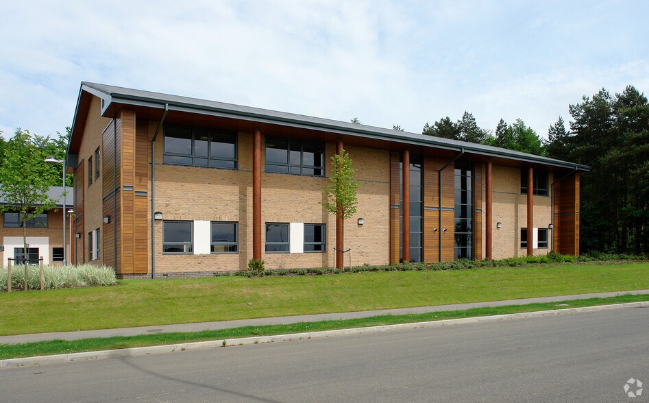 Cherry Hall Rd, Kettering to rent - Building Photo - Image 2 of 3