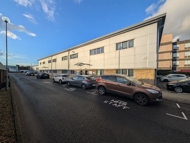 More details for Segensworth Rd, Fareham - Office for Sale