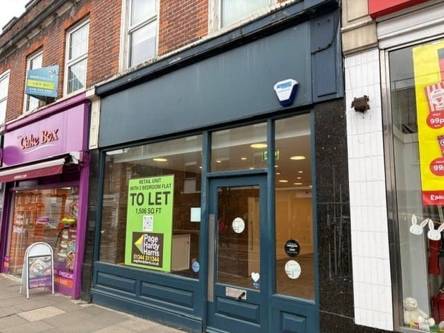 29 Peach St, Wokingham to rent - Building Photo - Image 3 of 4