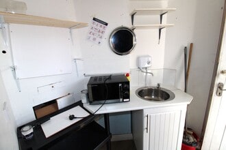 3 High St, Olney to rent Interior Photo- Image 1 of 4