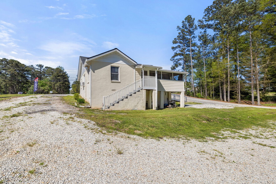 4297 N Henry Blvd, Stockbridge, GA for sale - Building Photo - Image 3 of 32